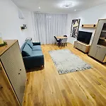 Mga Apartment
