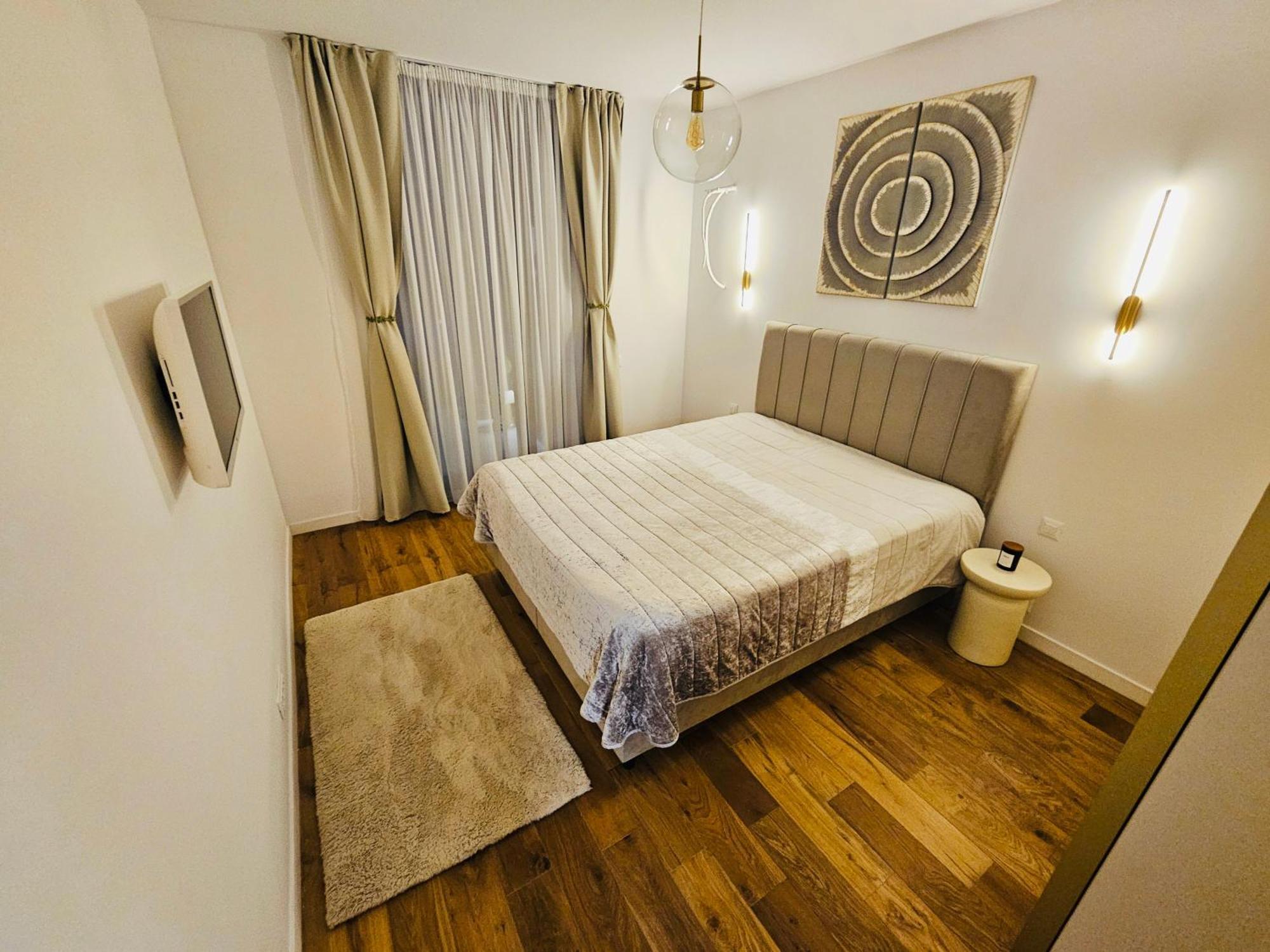 Mga Apartament